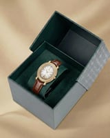 ساعة يد جلدية من خاتون تصميم نسائي جريء