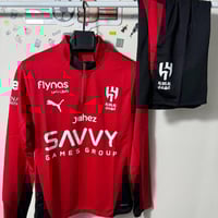 طقم الهلال الجديد