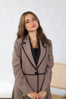 بليزر باللون البني الفاتح LA53