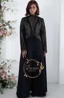 أسود مع زيتي