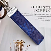 ميدالية لويس فيتون ليذر لوقو