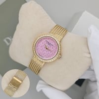 ساعة كريستيان ديور