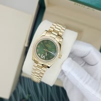 ساعة رولكس النسائية