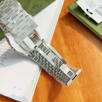 ساعة قوتشي الرجالية