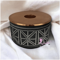 شمعدان اسود مزخرف