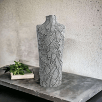 مزهرية على شكل مليكان تحفة