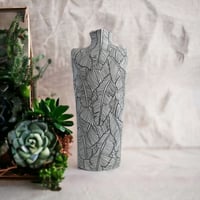 مزهرية على شكل مليكان تحفة