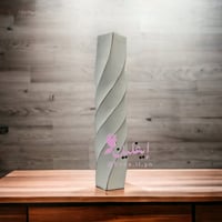 مزهرية ورد او تحفة