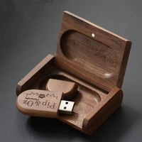 فلاشة USB خشبي بتصميم من اختياركم