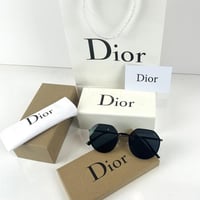 نظارة شمسية من ماركة ديور