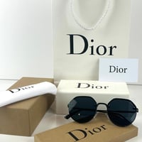 نظارة شمسية من ماركة ديور