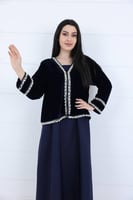 فستان كريب على مخمل بتطريز شك وفصوص لامع لون كحلي