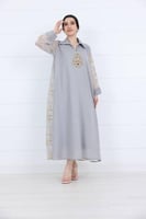 جلابية لنن قطعتين بتطريز على الصدر ومشجرة من الخلف