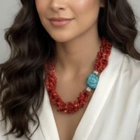 قلادة المرجان والفيروز مع الفضة