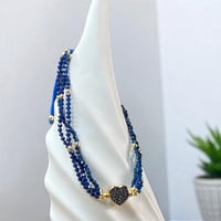 أسورة الزفير مع قلب في المنتصف – حبٌ ملكي ولمسة من...