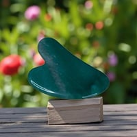 جواشا اليشب الأخضر من حجر طبيعي ١٠٠٪ للوجه والجسم...