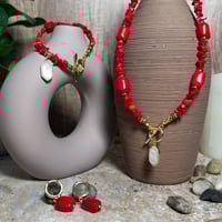 حلق من المرجان الطبيعي