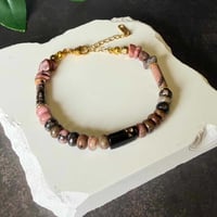 اسوارة الرودونايت والأونيكس واليسر – توازن، حماية،...