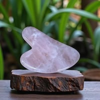 جواشا الكوارتز الوردي من حجر طبيعي ١٠٠٪ للوجه والج...