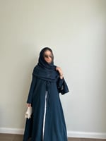 روابي باللون التركوازي