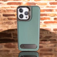 ايفون 16 برو ماكس اخضر