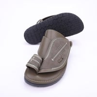 نعال اروما ايطالي زيتي