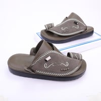 نعال اروما ايطالي زيتي