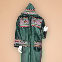 فروة نسائي سدو مطرز | فروة شتوية فاخرة تراثية