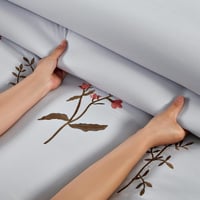 مفرش صيفي مفرد ونص مطرز فاخر 6 قطع - غراتسيا - رصا...