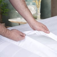 بيت لحاف مقاس كوين فندقي قطن 4 قطع - ابيض