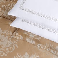 مفرش صيفي فاخر كوين جاكار مطرز 8 قطع – رومينا - بي...