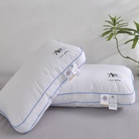 مخدة ريني الفندقية