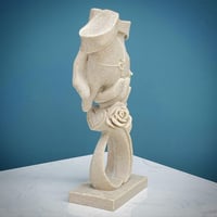 ديكور مجسم ايادي رخامي بوردة