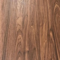 طاولة منتصف حديد سطح خشب