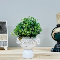 فازة انتيك سيراميك ابيض وجه طفل بتاج ورد