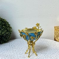 مبخرة ملكية لاغصان الشجر ذهبي و ازرق حديد