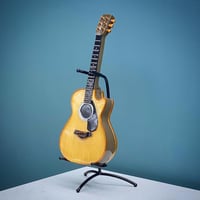 جيتار سيراميك بستاند حديد