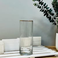 فازة ورد زجاج بحواف ذهبي