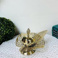 مبخرة ذهبية حديد ورقة شجر مفرغة بنقشة نجوم وهلال ف...