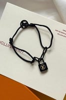 لويس فتون خيط