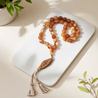 سبحة عسلي منقوش فاتح مع كسرة عود مروكي محسن حفر لي...