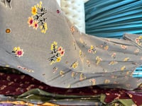 رمادي