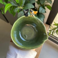 وعاء ماتشا الأخويين ليو ولالا