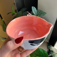 وعاء ماتشا القطة البقره