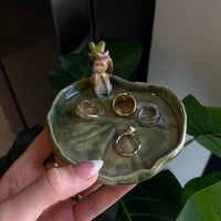 ليلي وصديقها الضفدع #1