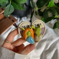 تعليقة سيارة شريك و فيونا(شحن فوري)