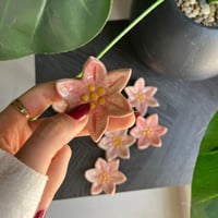 احجار التوتر او صحن للخواتم زهرة الليلي