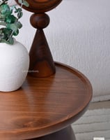 طاولة خدمه بشكل انيق وعصري