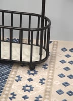 علاق مع اطارات