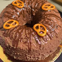 كيكة رخامية مع كرنشي شوكلت